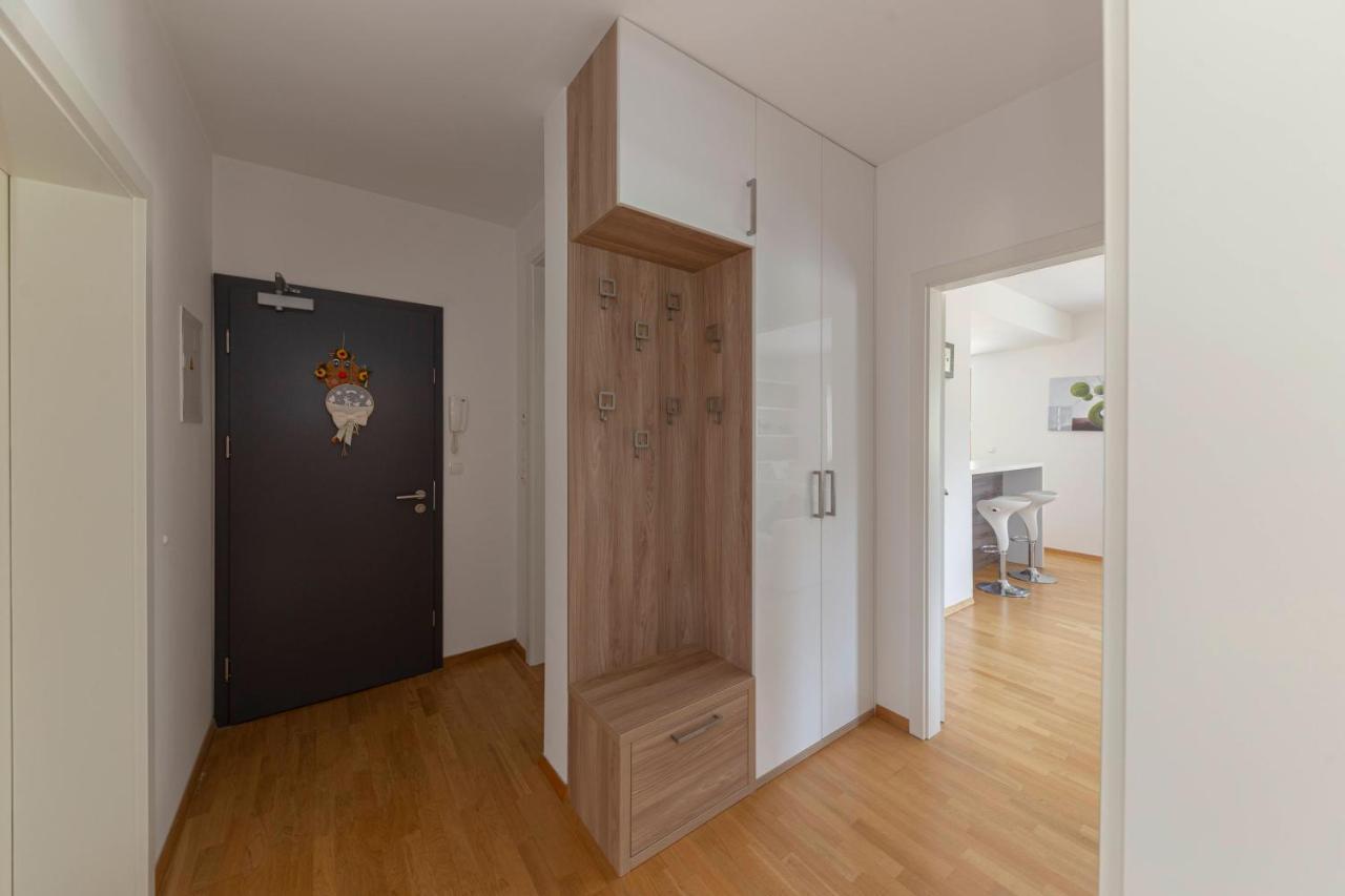 Sunee Apartment Кранска гора Екстериор снимка