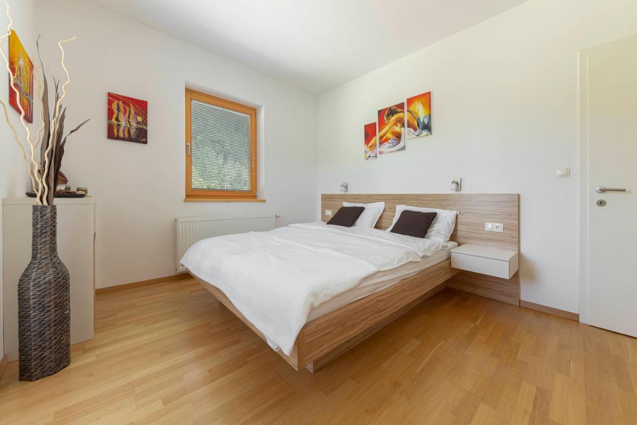 Sunee Apartment Кранска гора Екстериор снимка