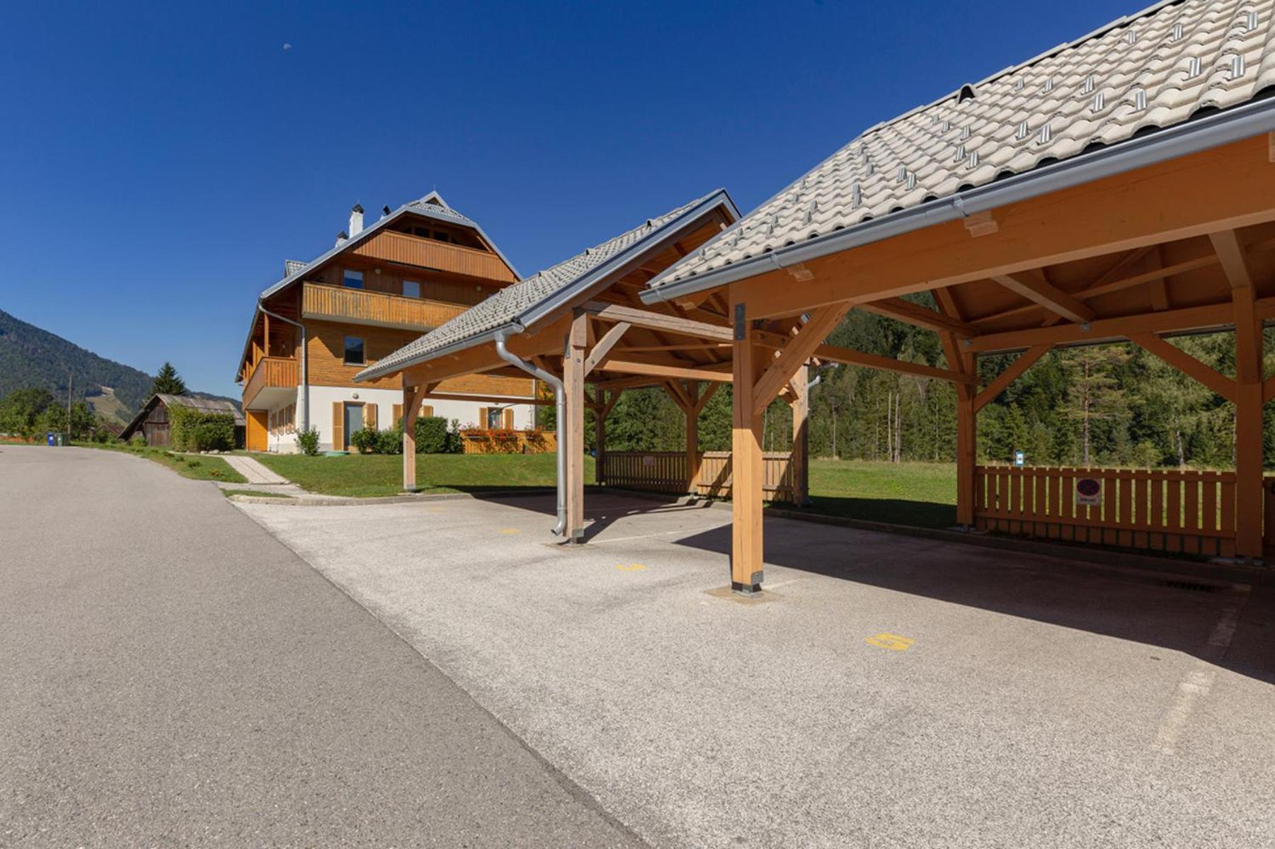 Sunee Apartment Кранска гора Екстериор снимка